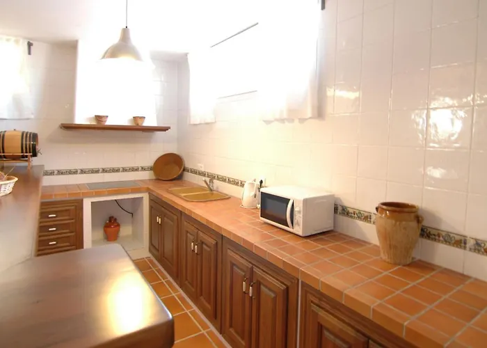 052 By Casitas Select *