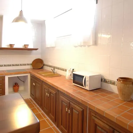 052 By Casitas Select *