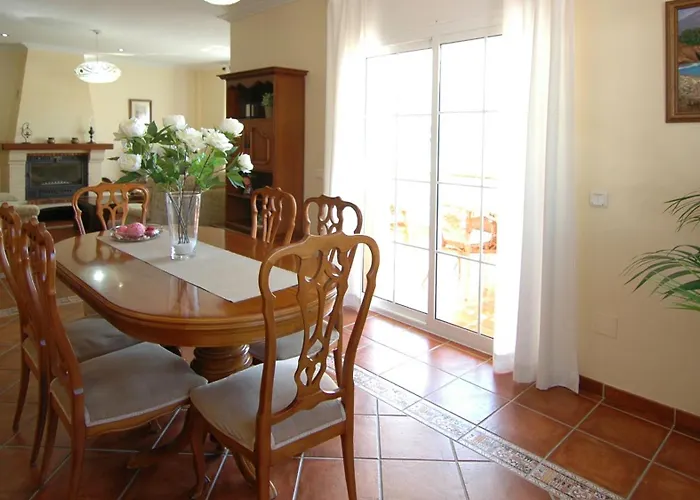 052 By Casitas Select *